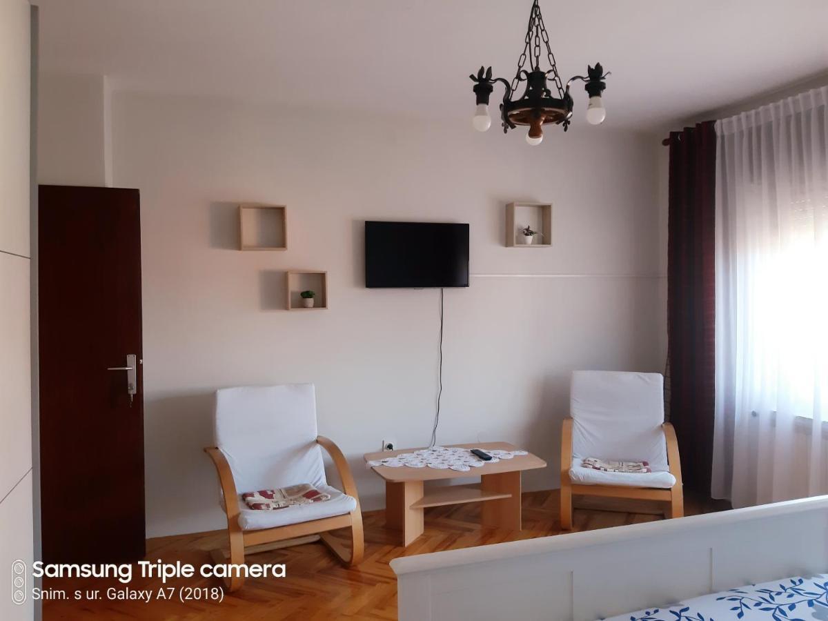 Rooms & Apartments Amelee Загреб Экстерьер фото