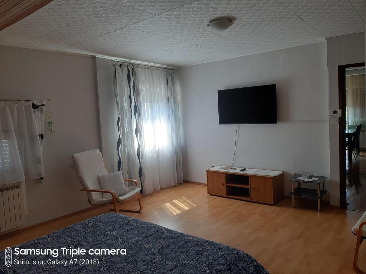 Rooms & Apartments Amelee Загреб Экстерьер фото